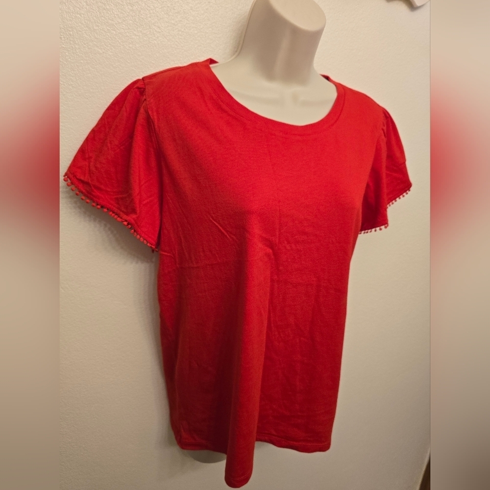EUC Ann Taylor Short Sleeve T-Shirt With Scallop Detaila - Picture 2 of 6